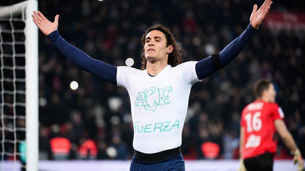 Romain Grunstein raconte le superbe hommage de Cavani à Chapecoense