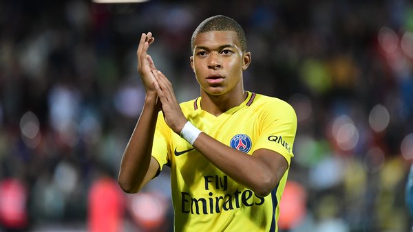 Kylian Mbappé 7e au Ballon d'Or 2017 Je n'espérais pas cela...j'ai encore beaucoup de chemin à faire