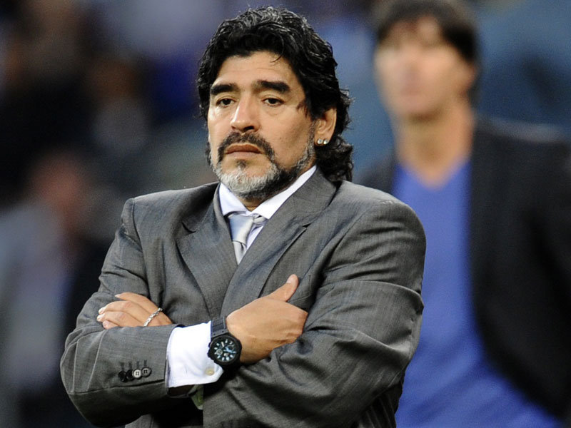 Maradona confie qu'il n'est pas satisfait du PSG et qu'il a conseillé Mbappé au Real Madrid