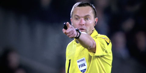 Stéphane Lannoy Les arbitres appliquent le même règlement pour tous. C'est parfois aux stars de s'adapter