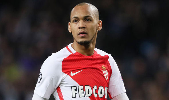 Fabinho Du mal à digérer mon faux départ au PSG Non, je ne pense plus à ça