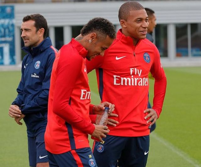 Ligue 1 - Mbappé et Neymar en finale pour le titre de joueur du mois de décembre