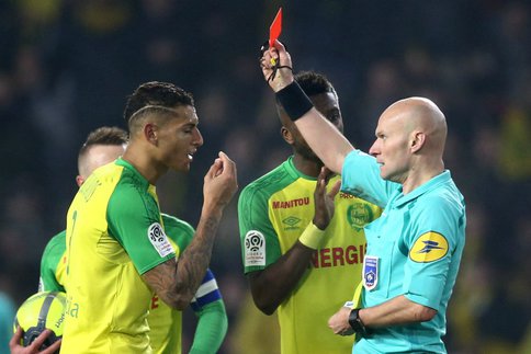 Ligue 1 - Tony Chapron suspendu pour 3 mois par la LFP !