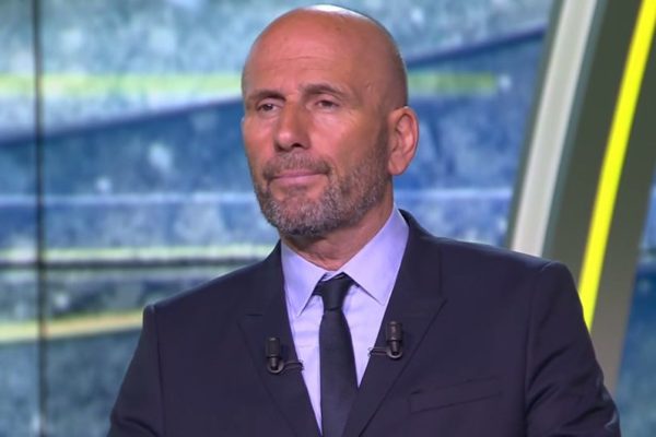 Élie Baup dithyrambique au sujet de Cavani "C'est un joueur énorme !"