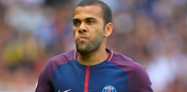 Dani Alves "quand il n’y a pas cette connexion générale, ça finit par se refléter sur le terrain"