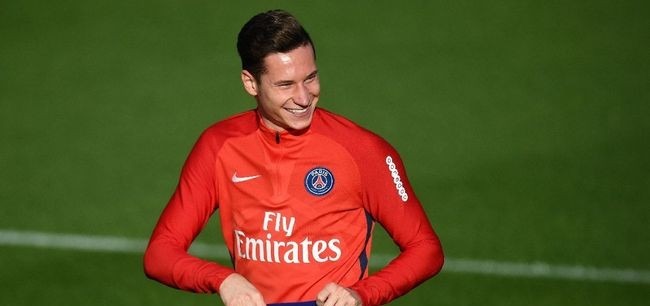 Julian Draxler rend hommage à Andres Iniesta