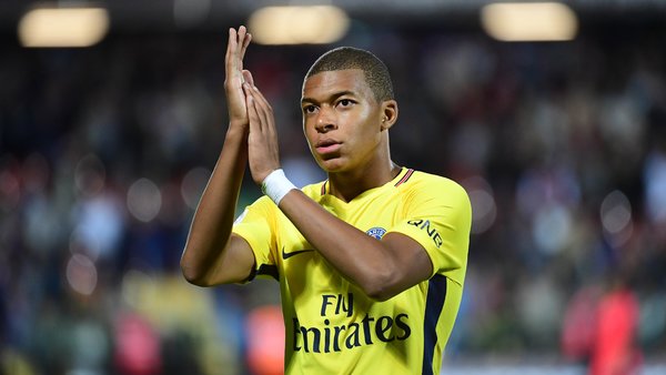 Kylian Mbappé devrait changer de numéro au PSG pour cette saison, selon RMC