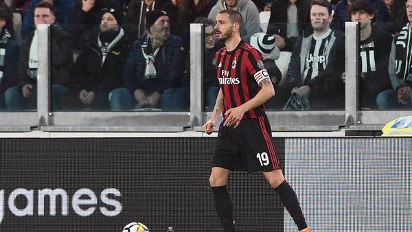 Mercato - Bonucci veut finalement réfléchir un peu plus, mais Milan est prêt à le vendre, selon La Gazzetta dello Sport