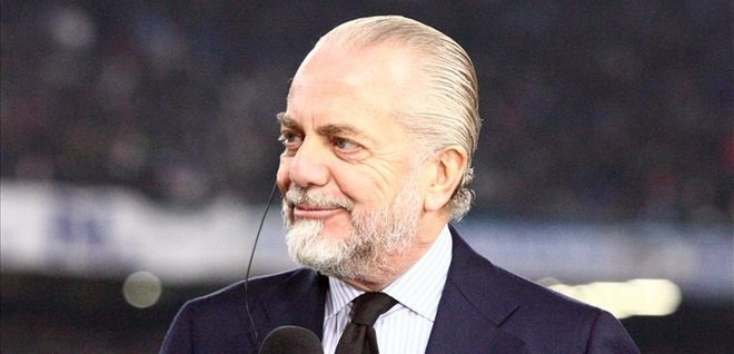 Mercato - De Laurentiis l'explique encore Naples n'est pas intéressé par un retour de Cavani