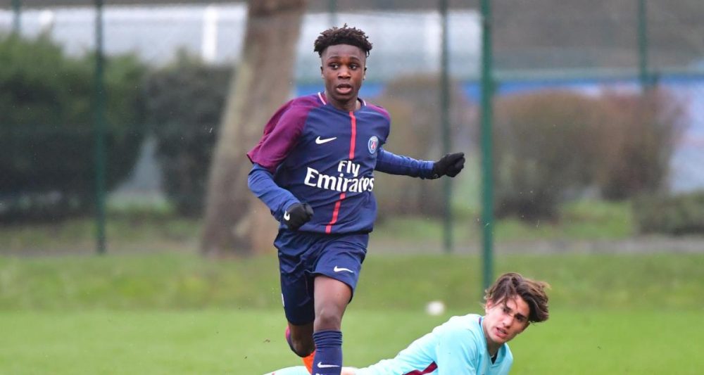 Arthur Zagre a finalement décidé de signer professionnel au PSG, annonce Loïc Tanzi