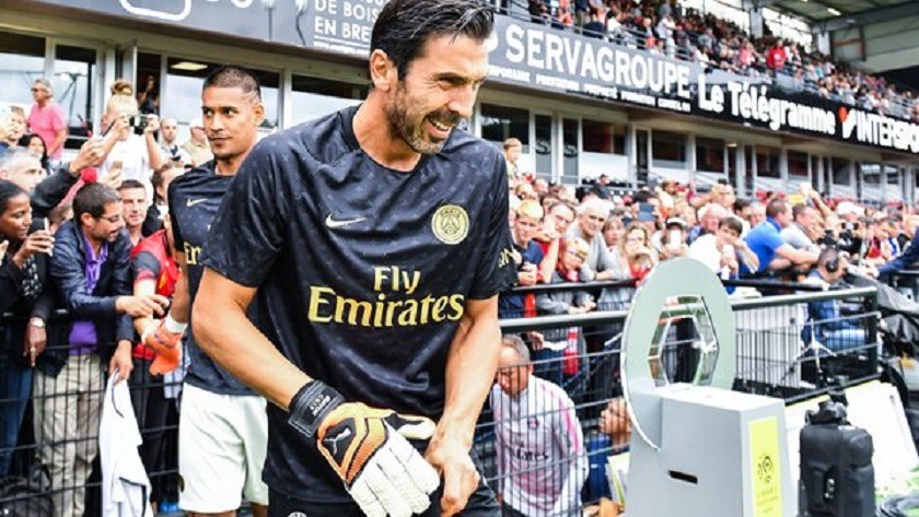 Zebina Buffon C'est une erreur de le voir comme un joueur en fin de carrière...il reste un des meilleurs