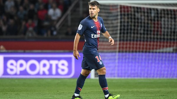 Entre le PSG et Bernat Cela fait un moment que les contacts existent, confie son entourage