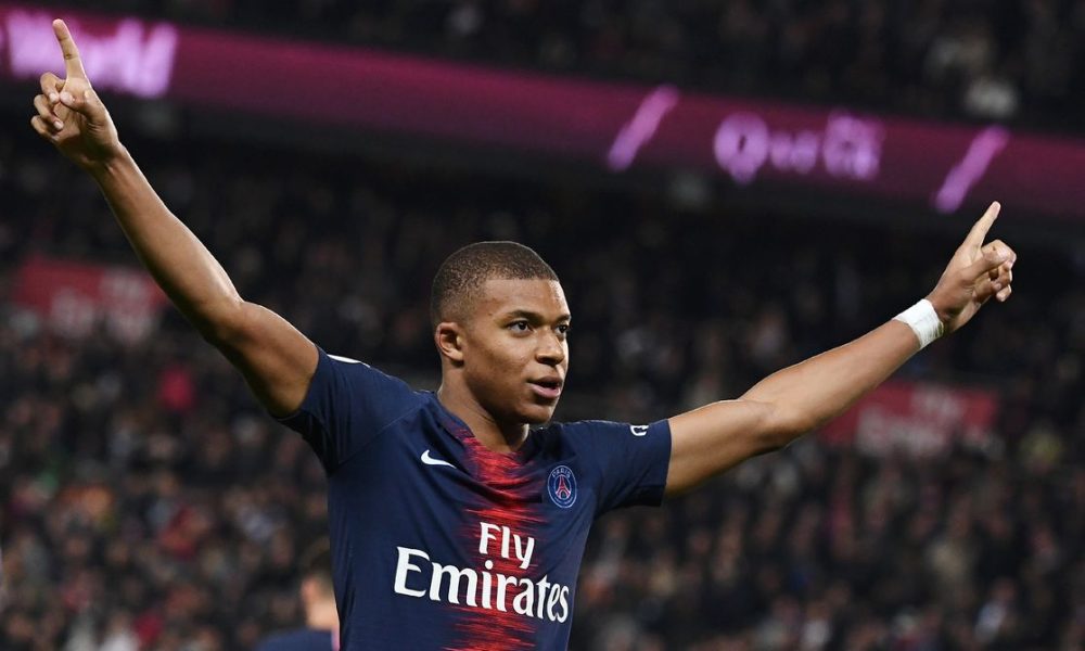 Kylian Mbappé célébration PSG