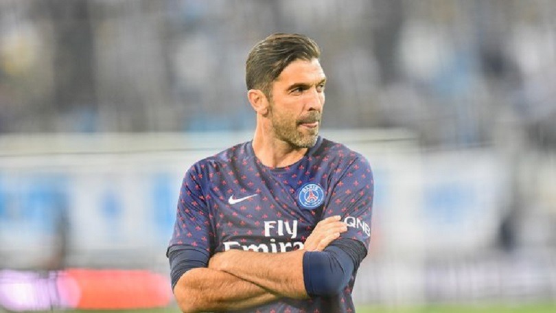 NaplesPSG - Buffon Je suis très heureux, car je pense que c'est la bonne route...Nous attendons la VAR