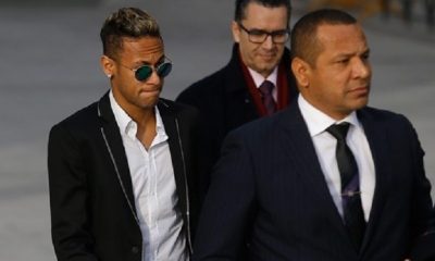 Mercato - Le PSG s'intéresserait à Riquelme, arrière gauche dont les affaires sont gérées par l'agence de Neymar Sr