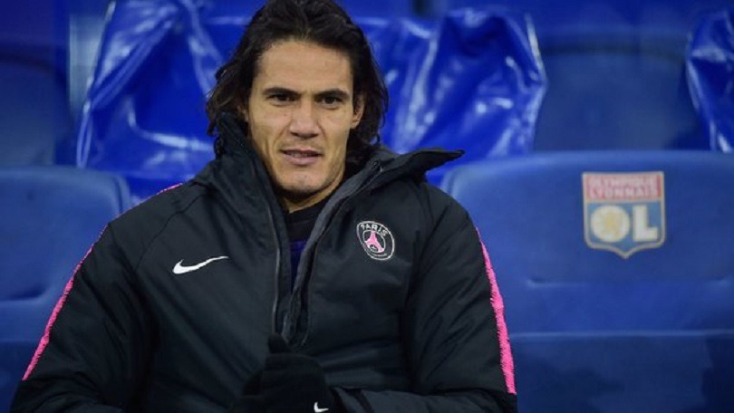 Les joueurs brésiliens du PSG préfèrent que Paris joue sans Cavani, affirme UOL Esporte