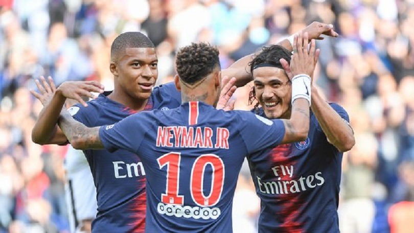 Neymar et Cavani ont affiché une très belle entente lundi soir, rapporte Le Parisien