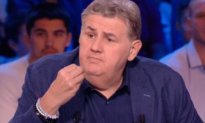 Pierre Ménès dézingue un arbitrage favorisant le FC Barcelone et se montre dubitatif vis-à-vis de la VAR