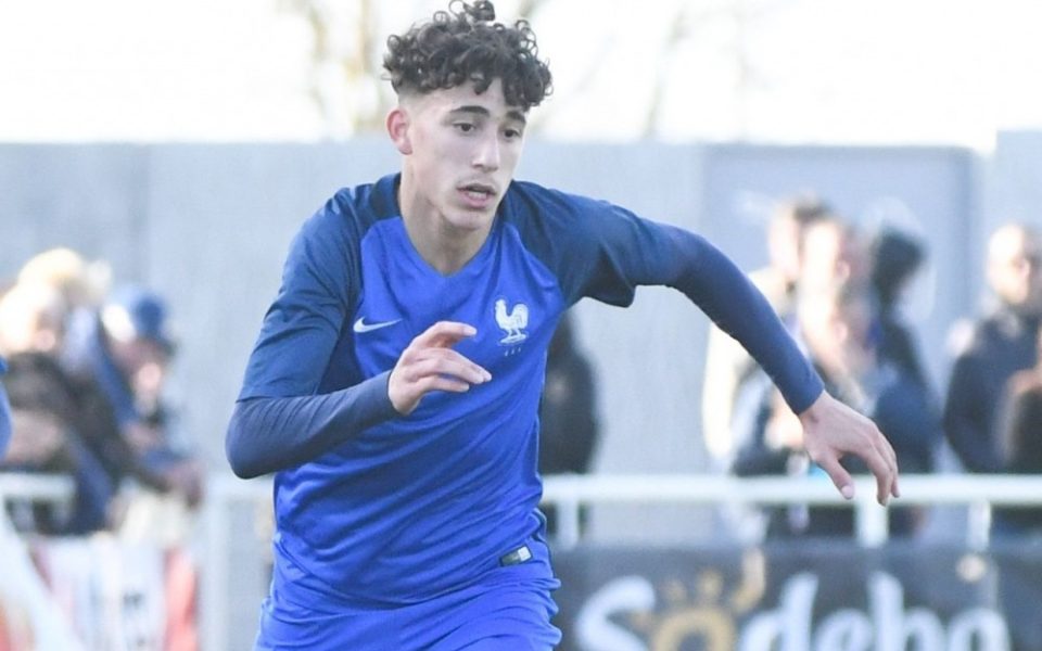 Aouchiche brillant avec la France lors de l'Euro U17 et concentré sur l'équipe