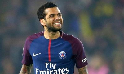 Alves s'exprime sur la Premier et avoue qu'il aimerait y évoluer