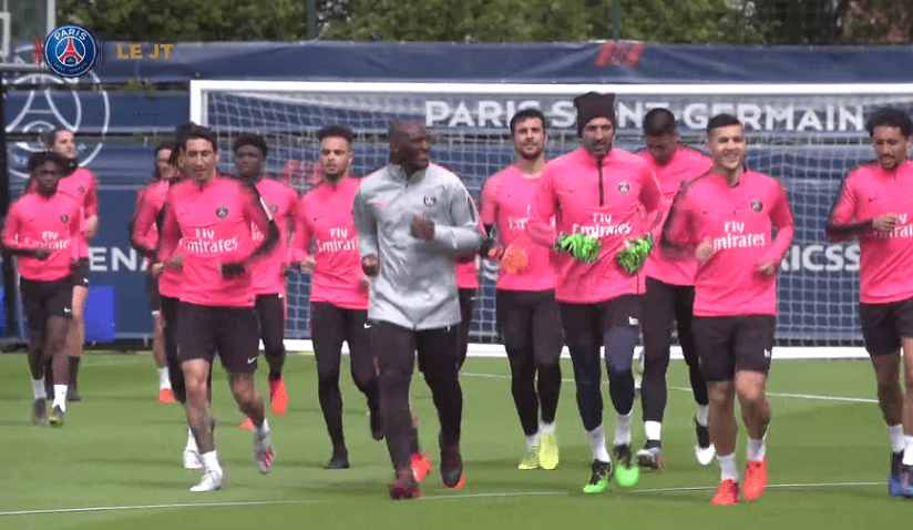 Les images du PSG ce vendredi : entraînement, conférence de presse et anniversaire de Lavezzi