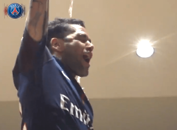 Les images du PSG ce lundi : vie à la maison et anniversaire de Dani Alves