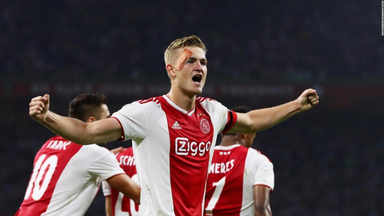 Mercato – La Juventus et l’Ajax ne s’entendent pas pour le transfert de De Ligt, le PSG pourrait en profiter selon Sky Italia