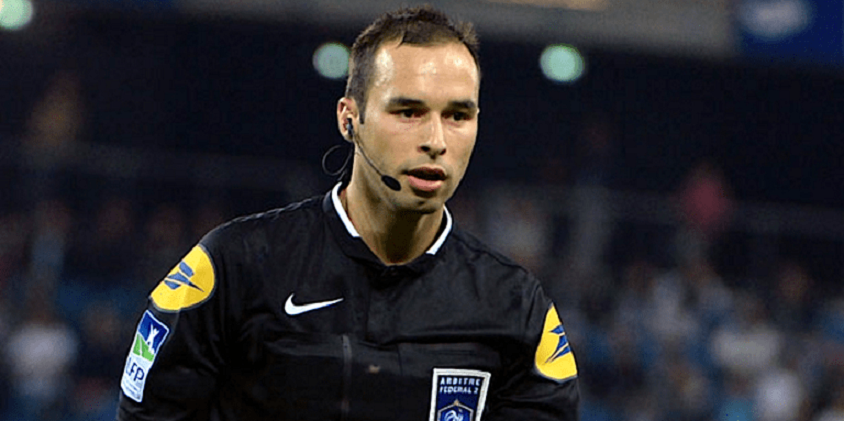 PSG/Toulouse - L'arbitre de la rencontre a été désigné, beaucoup moins de jaunes que d'habitude