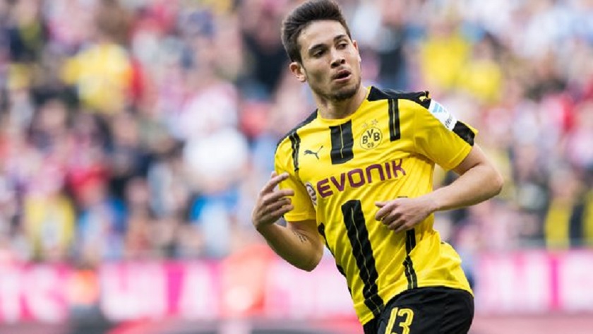 Mercato - Le Borussia Dortmund annonce un accord avec Guerreiro, ciblé par le PSG cet été, pour une prolongation