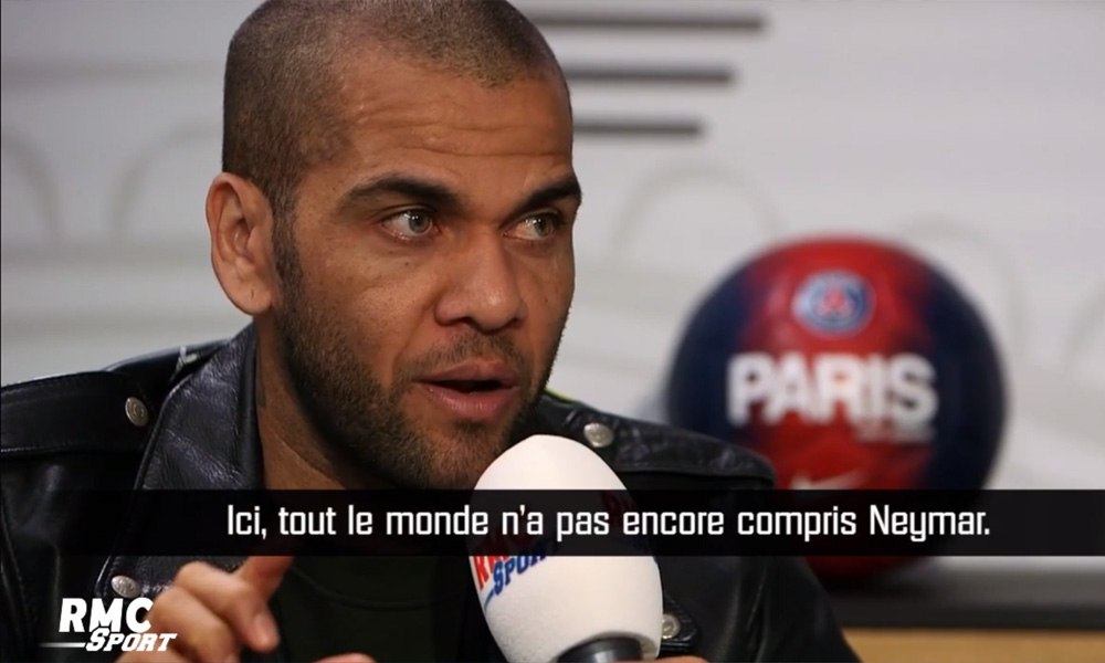 Alves: "Parfois pour ne pas heurter un certain type de sensibilité, Neymar préfère se rétracter"