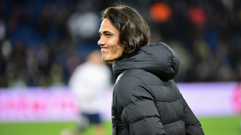 Exclu - Le PSG ne pense à prolonger le contrat de Cavani