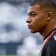 Mbappé a une gêne et ne s'est pas entraîné ce jeudi, mais il n'est pas encore forfait pour Angers et les Bleus selon RMC Sport