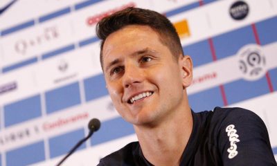 Herrera "Ici, j’ai l’impression de respirer du foot de tous les côtés...t'as vu l'ambiance qu'il y a au Parc ?