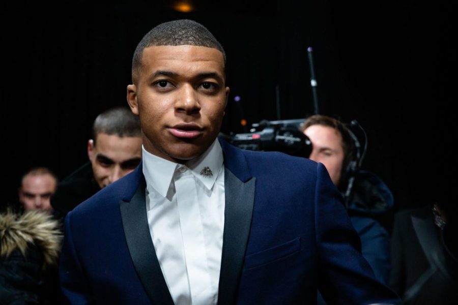 Mbappé évoque problème du racisme dans le football "il faut aussi se demander si tout le nécessaire a été fait hors des stades