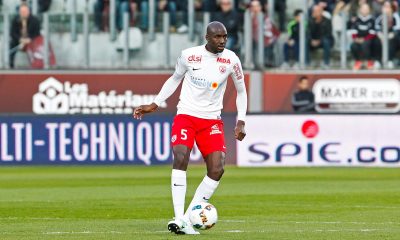 Dortmund/PSG - Alou Diarra ne voit pas les Parisiens être perturbés par le Mur Jaune