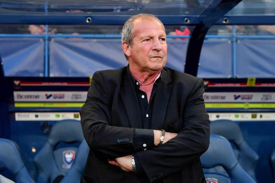 Courbis explique que la titularisation de Cavani contre Dortmund devrait être une évidence