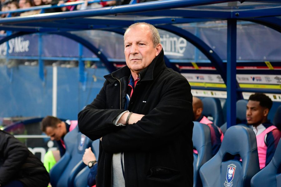 Courbis tente d'expliquer que Savanier est meilleur que Verratti