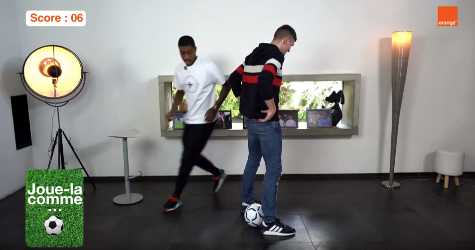 Kimpembe et Meunier imitent des coéquipiers et grands joueurs dans le jeu "Joue-la comme"