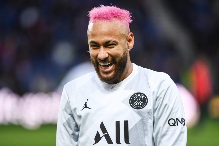 Neymar peut-être présent face à Lyon et "pleinement heureux à Paris", rapporte L'Equipe