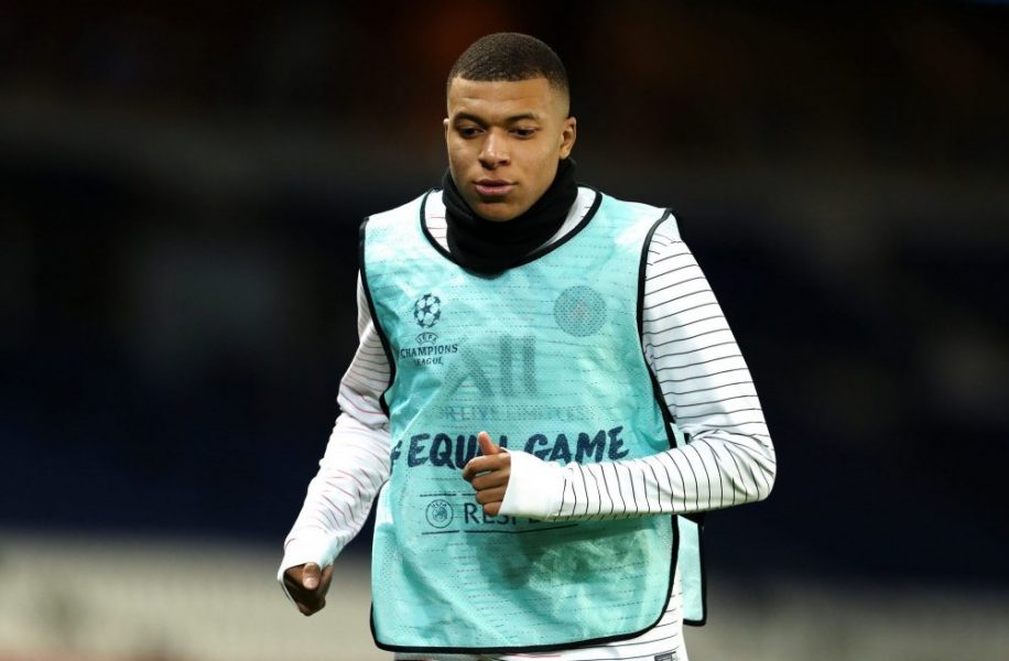 Mbappé n'a pas eu de traitement de faveur pour son dépistage du coronavirus, assure son avocate