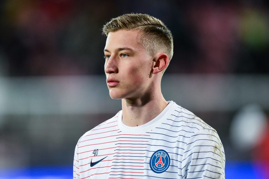 Le PSG a aidé le gardien Denis Franchi à rentrer en Italie