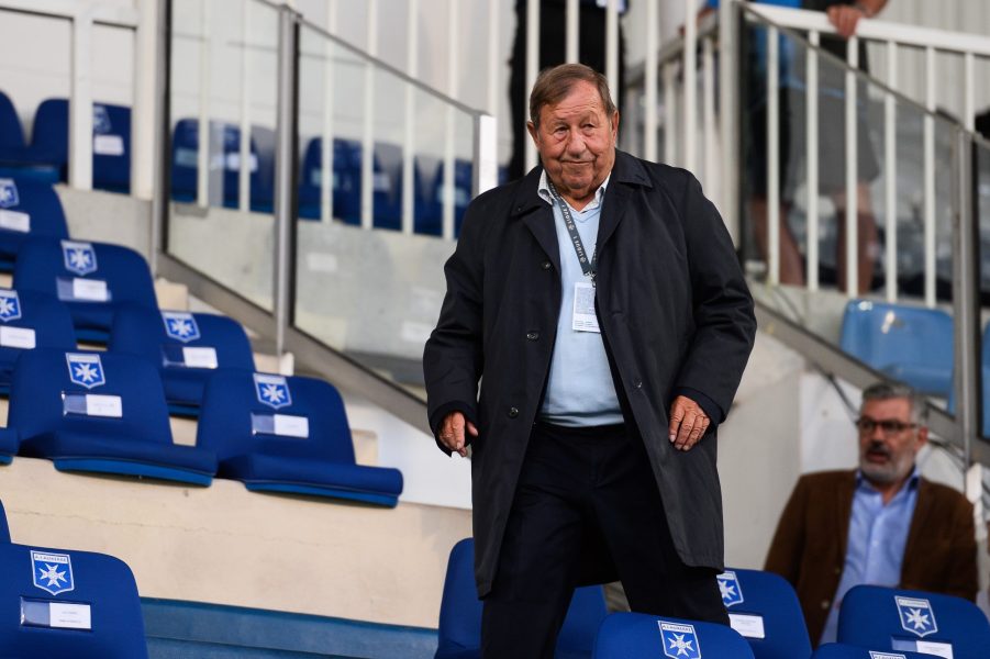 Guy Roux propos de s'inspirer des changements au basket pour protéger les joueurs de football