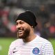 Neymar est heureux et ne pense pas encore à un départ du PSG selon Laurens