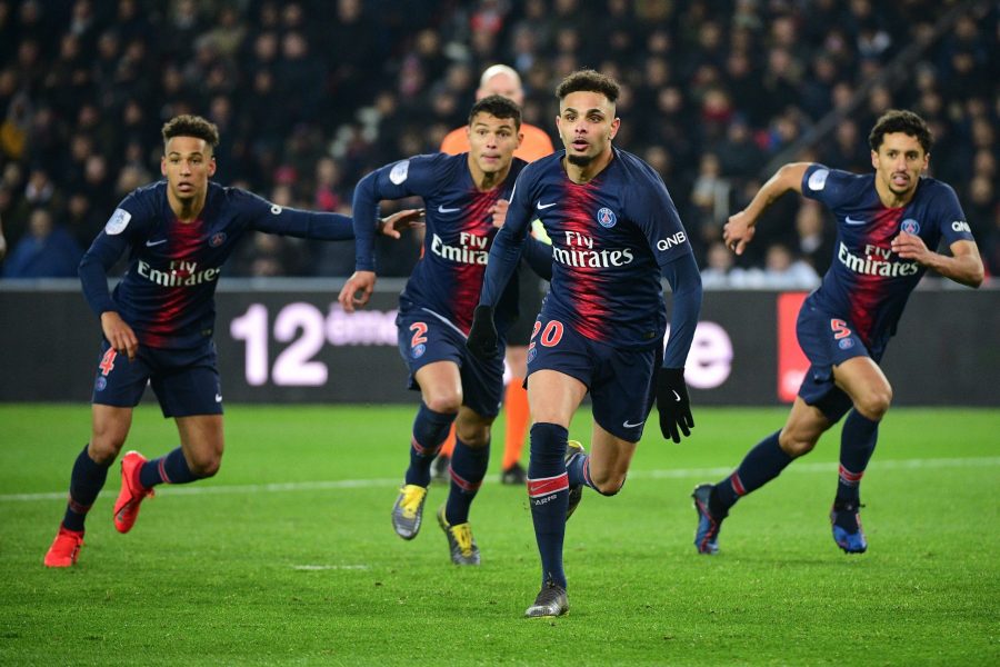 Mercato - Thiago Silva et Kurzawa pourraient prolonger au PSG à cause de la crise, selon AS