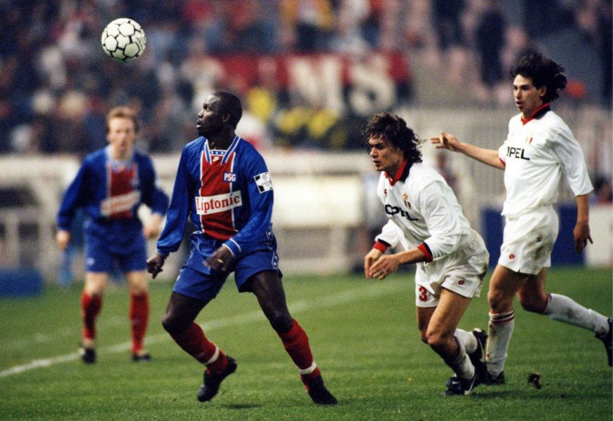 Anciens – George Weah a fait une chanson pour « combattre » le coronavirus