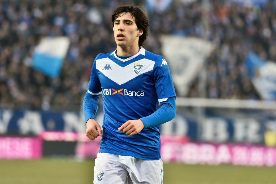 Mercato - L'agent de Sandro Tonali préfère qu'il reste en Serie A pour le moment