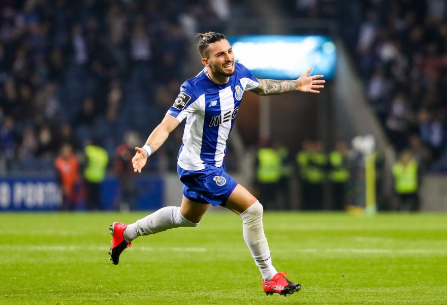 Mercato - Alex Telles parmi les 4 joueurs que le FC Porto met à vendre, selon A Bola