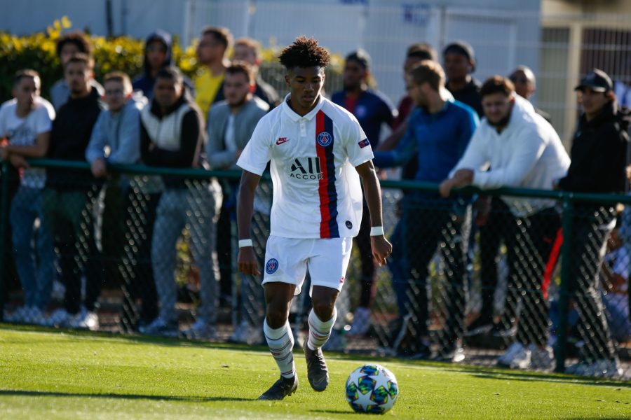 Officiel - Teddy Alloh signe son premier contrat officiel au PSG !