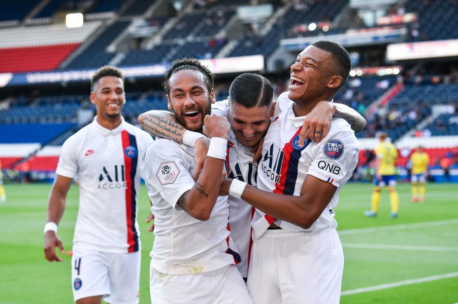 Les images du PSG ce vendredi : célébrations de la victoire contre le Waasland-Beveren