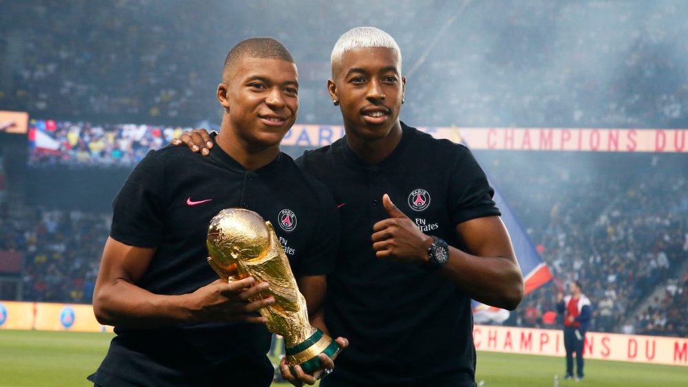 Les images du PSG ce mercredi: détente et anniversaire du sacre de champion du monde